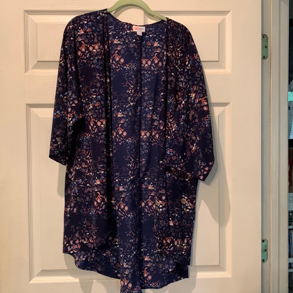 LuLaRoe Lindsay Kimono Large